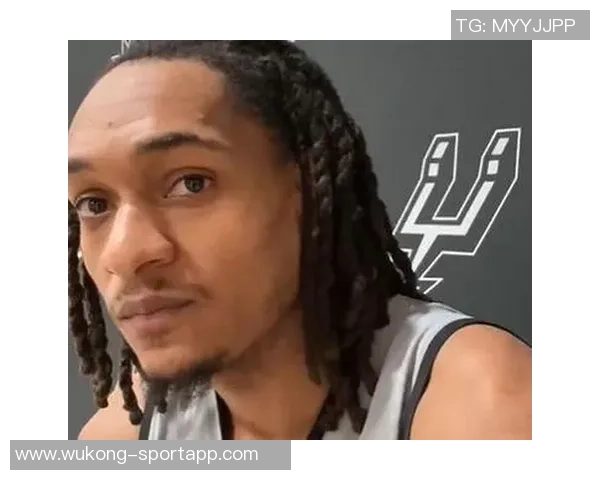 卡秃怒斥裁判判罚不公瓦塞尔手部接触并非犯规真相揭晓