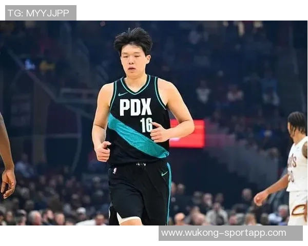 媒体人杨瀚森应多参与比赛提升实战能力继续强化防守技巧